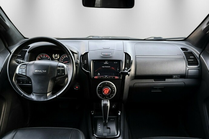 isuzu-d-max-diesel-2019-big-18