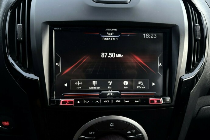 isuzu-d-max-diesel-2019-big-29