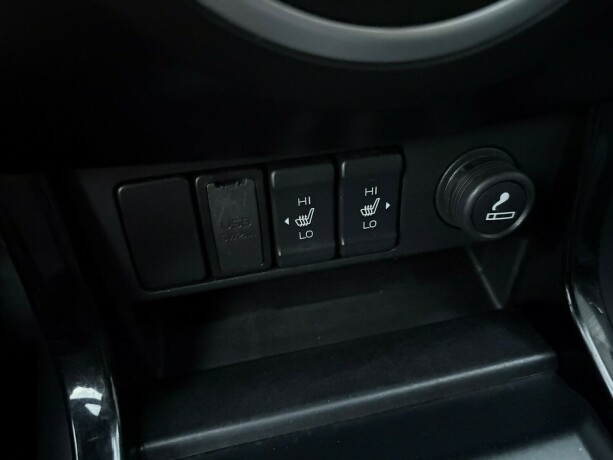 isuzu-d-max-diesel-2019-big-32