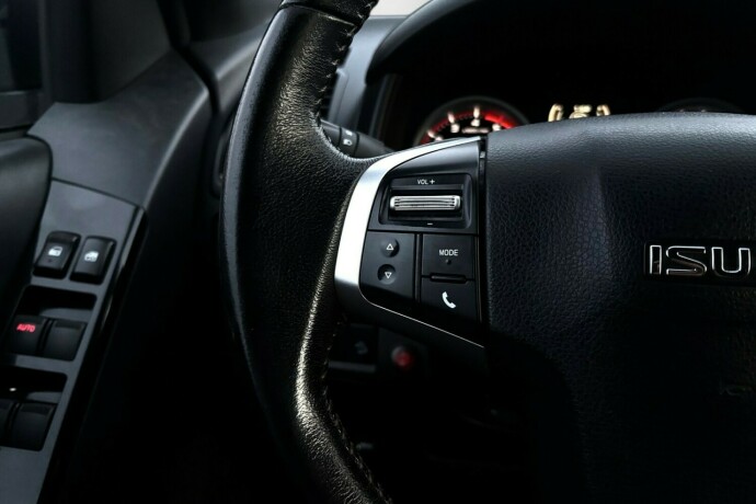 isuzu-d-max-diesel-2019-big-21