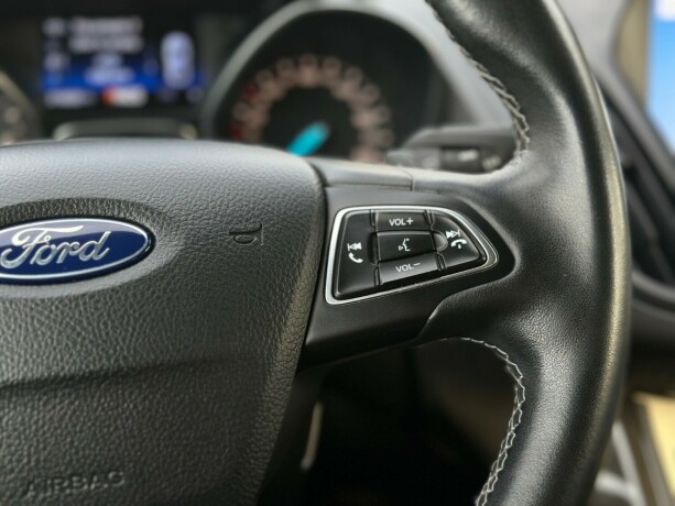 ford-kuga-diesel-2017-big-18