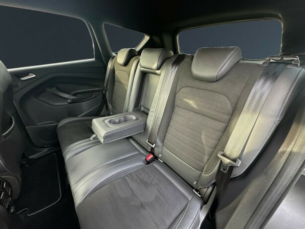 ford-kuga-diesel-2017-big-13