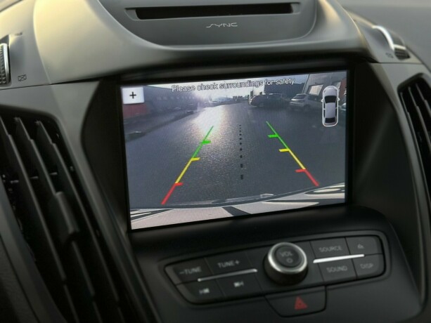 ford-kuga-diesel-2017-big-27