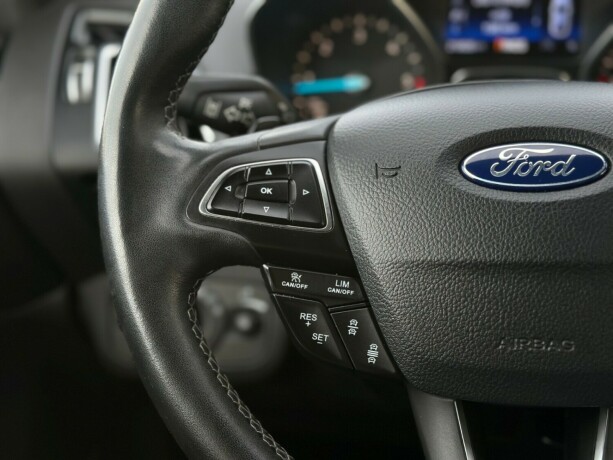 ford-kuga-diesel-2017-big-17