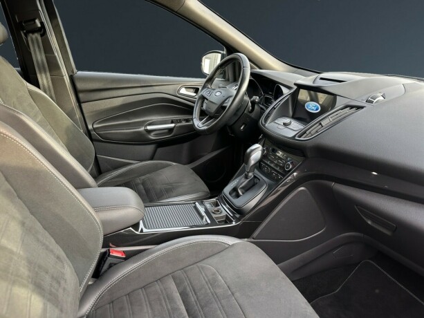 ford-kuga-diesel-2017-big-12