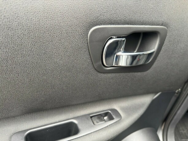 nissan-qashqai-bensin-2013-big-20