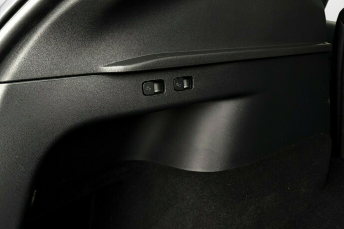 tesla-model-y-elektrisitet-2023-big-11