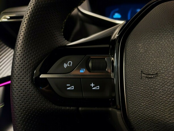 peugeot-e-2008-elektrisitet-2022-big-30