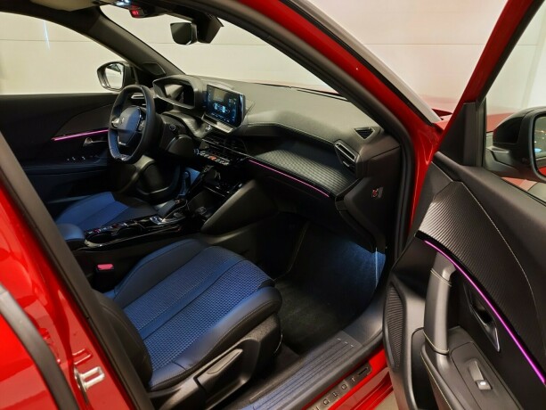 peugeot-e-2008-elektrisitet-2022-big-19
