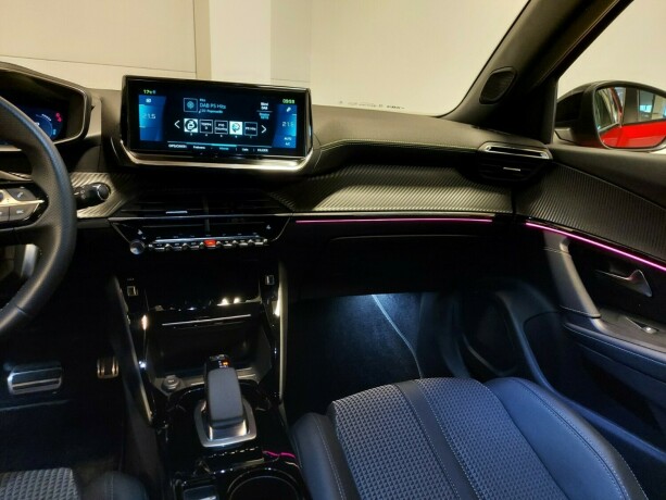 peugeot-e-2008-elektrisitet-2022-big-27