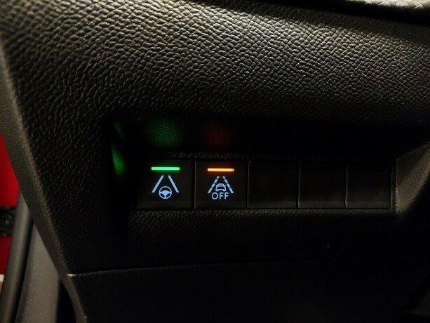 peugeot-e-2008-elektrisitet-2022-big-35