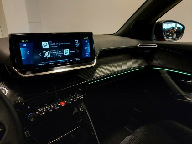 peugeot-e-2008-elektrisitet-2022-big-49