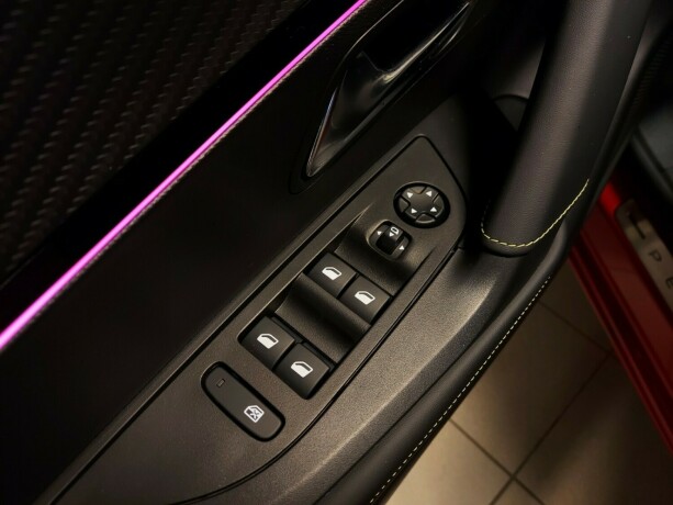 peugeot-e-2008-elektrisitet-2022-big-33