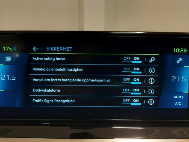 peugeot-e-2008-elektrisitet-2022-big-45