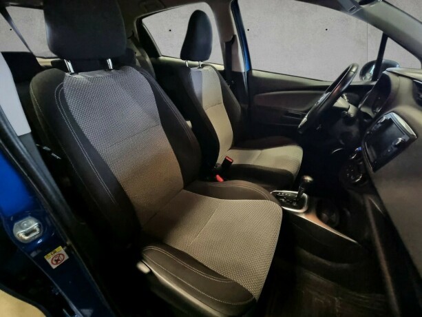 toyota-yaris-elektrisitetbensin-2016-big-17