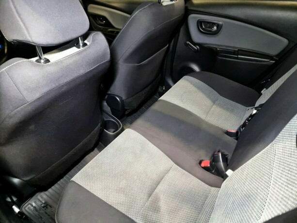 toyota-yaris-elektrisitetbensin-2016-big-19