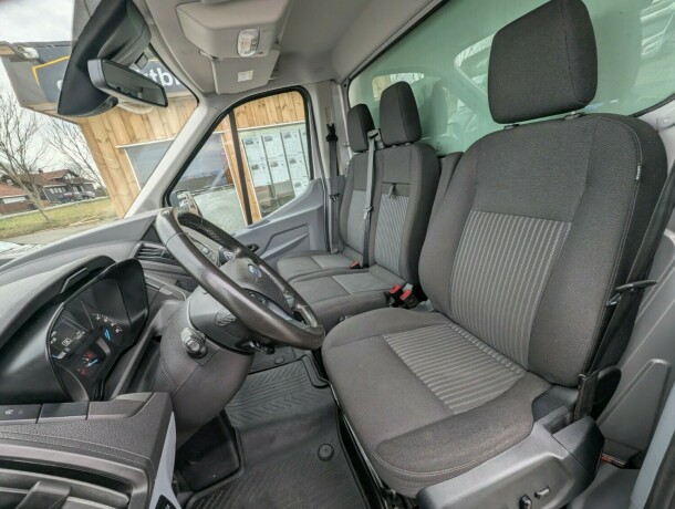 ford-transit-diesel-2020-big-20