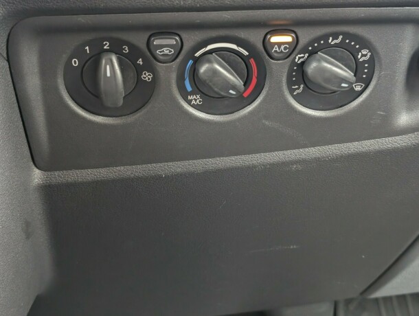 ford-transit-diesel-2020-big-29