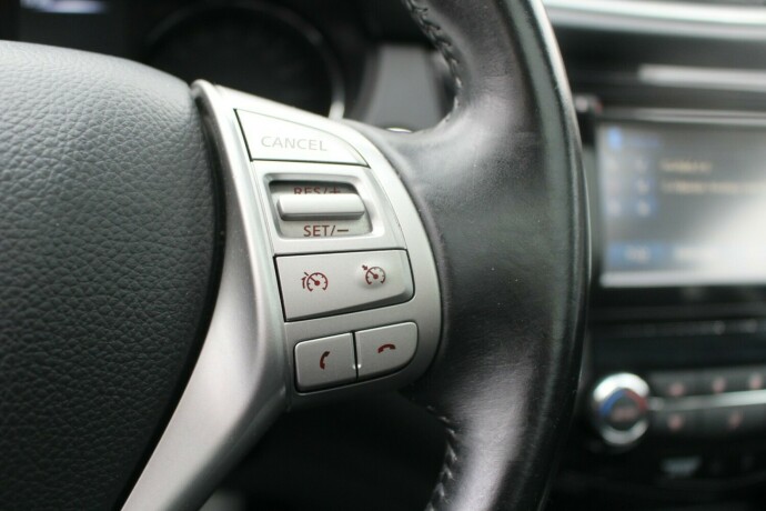 nissan-qashqai-bensin-2015-big-13