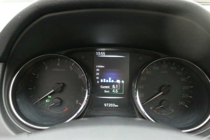 nissan-qashqai-bensin-2015-big-11