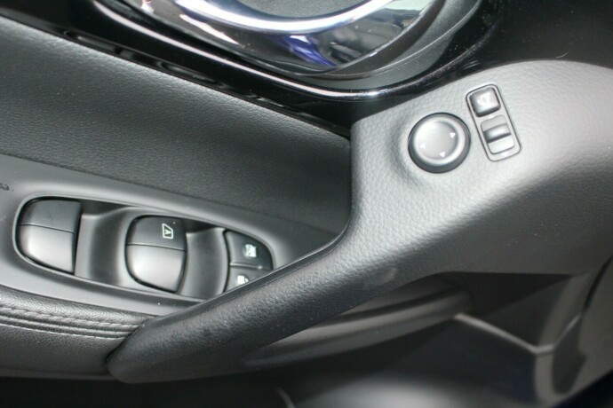 nissan-qashqai-bensin-2015-big-8