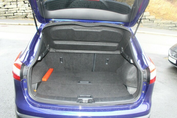 nissan-qashqai-bensin-2015-big-4