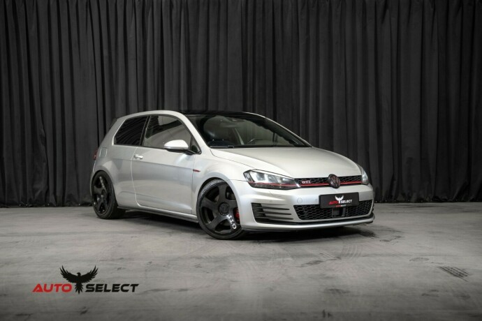 volkswagen-golf-bensin-2015-big-0