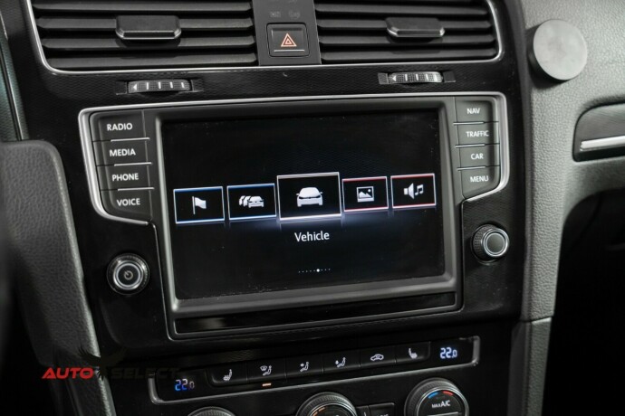 volkswagen-golf-bensin-2015-big-41