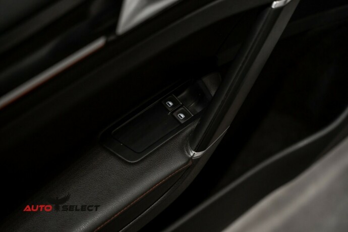 volkswagen-golf-bensin-2015-big-21