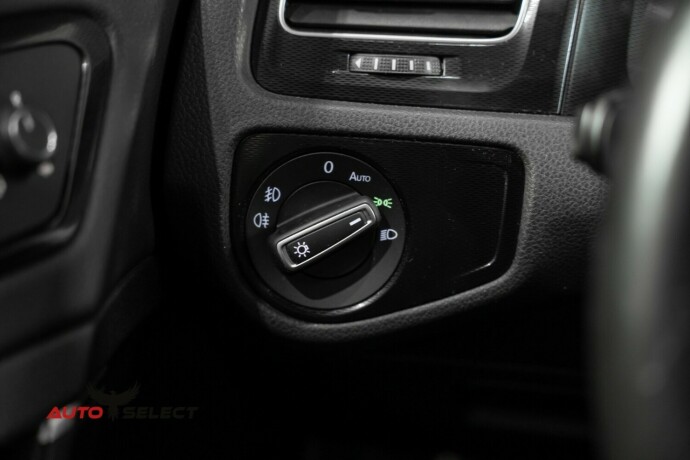 volkswagen-golf-bensin-2015-big-26