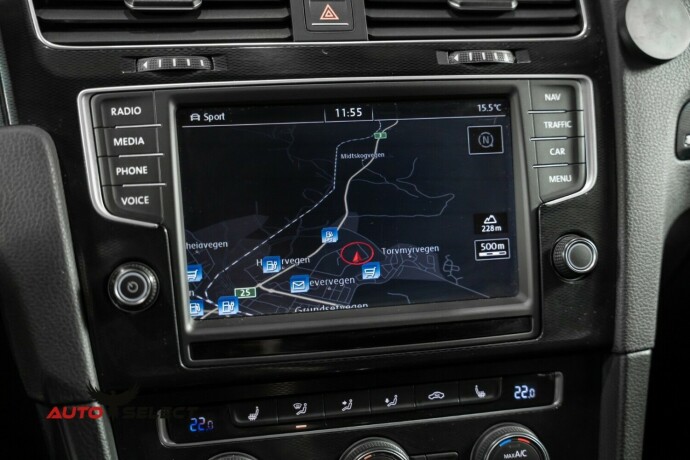 volkswagen-golf-bensin-2015-big-35