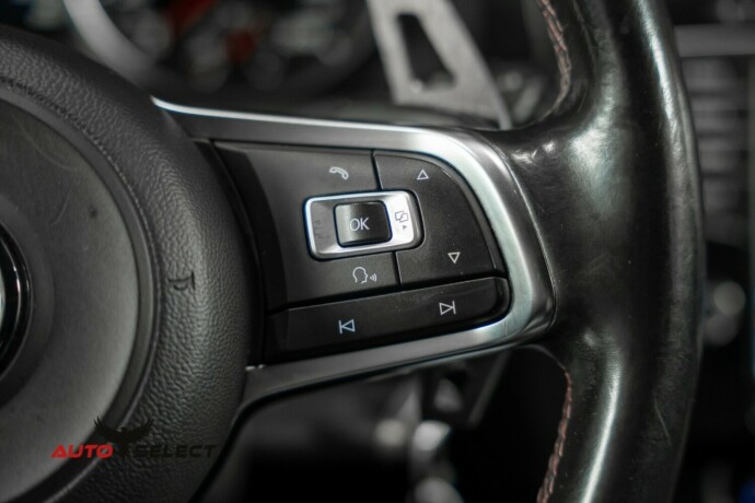 volkswagen-golf-bensin-2015-big-30