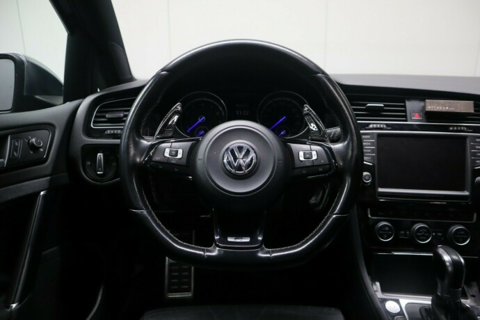 volkswagen-golf-bensin-2015-big-16