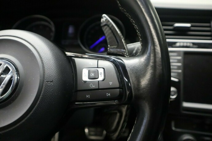 volkswagen-golf-bensin-2015-big-28