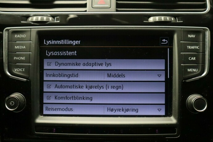 volkswagen-golf-bensin-2015-big-22