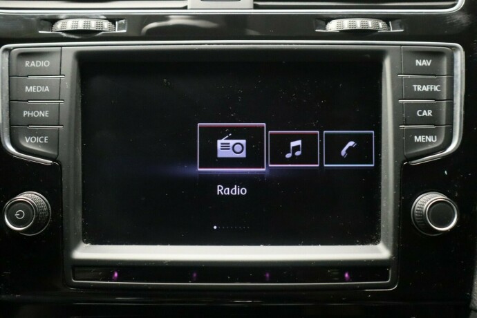 volkswagen-golf-bensin-2015-big-20