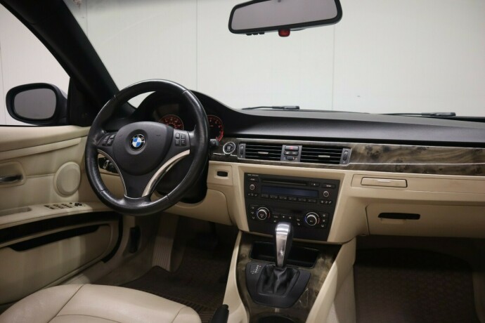 bmw-3-serie-bensin-2010-big-22