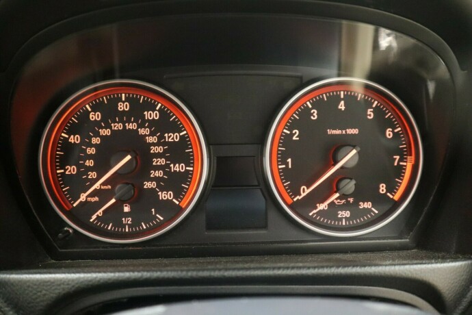 bmw-3-serie-bensin-2010-big-26