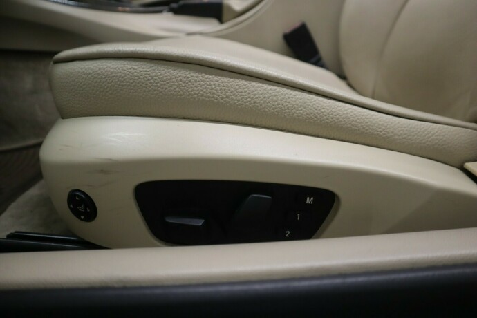 bmw-3-serie-bensin-2010-big-16