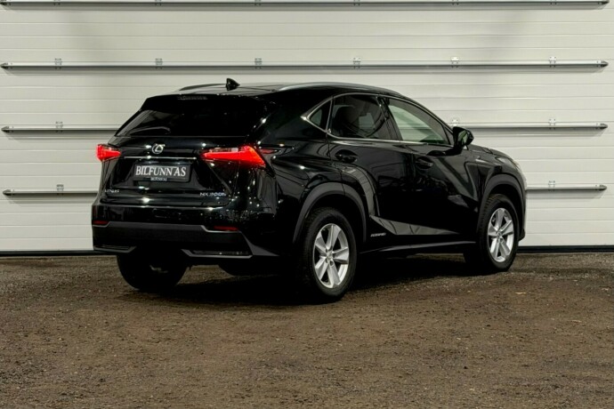 lexus-nx-300h-elektrisitetbensin-2017-big-2