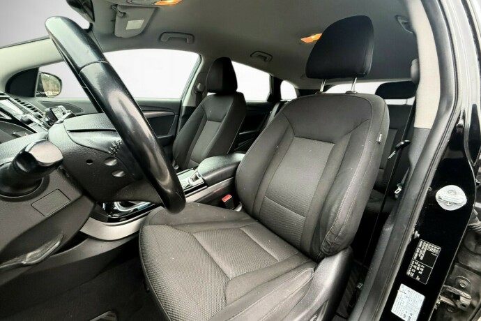 hyundai-i40-diesel-2012-big-12