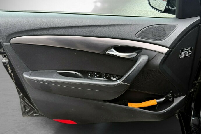 hyundai-i40-diesel-2012-big-10