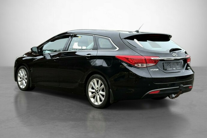 hyundai-i40-diesel-2012-big-5