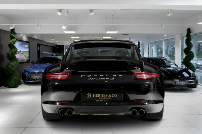 porsche-911-bensin-2012-big-6