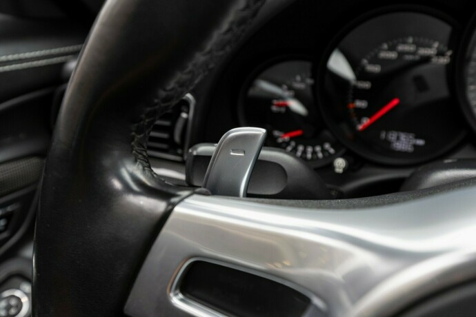 porsche-911-bensin-2012-big-28