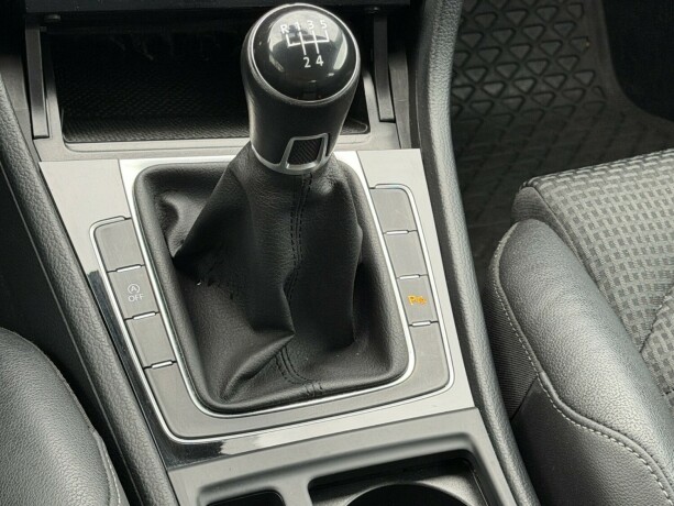 volkswagen-golf-diesel-2014-big-10