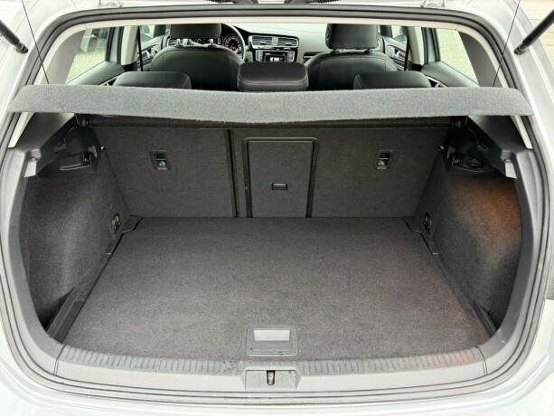 volkswagen-golf-diesel-2014-big-17