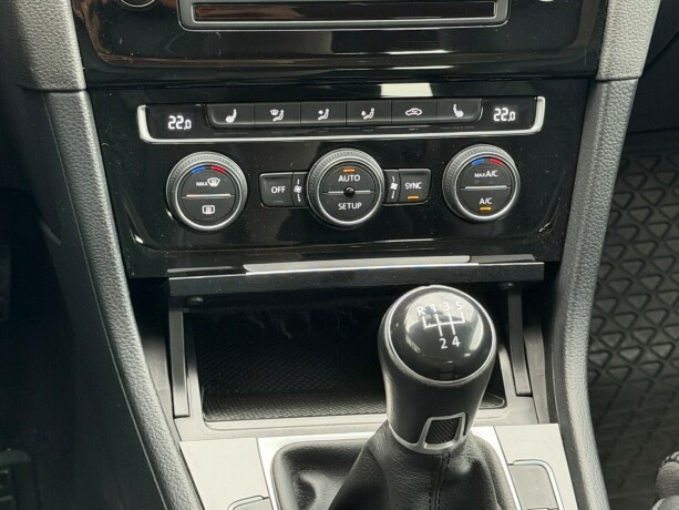 volkswagen-golf-diesel-2014-big-9