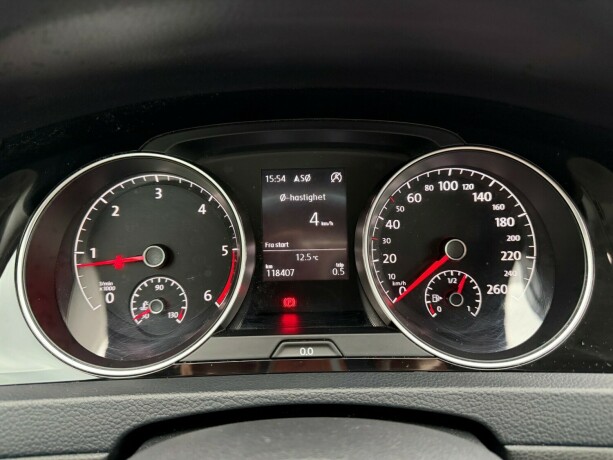 volkswagen-golf-diesel-2014-big-16