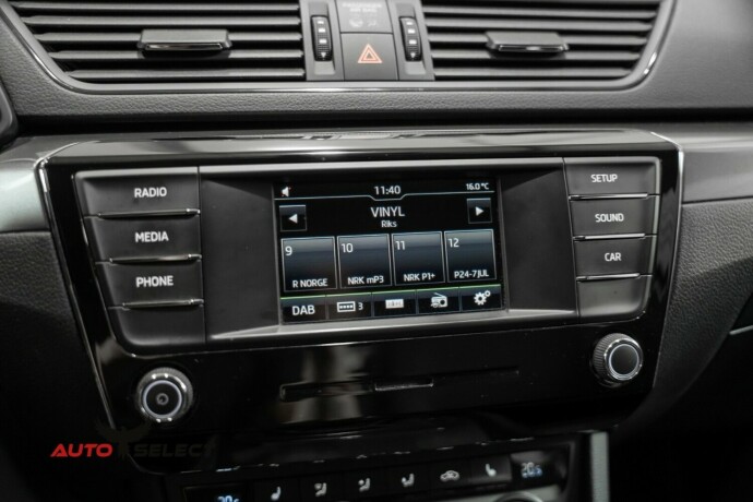 skoda-superb-bensin-2017-big-33